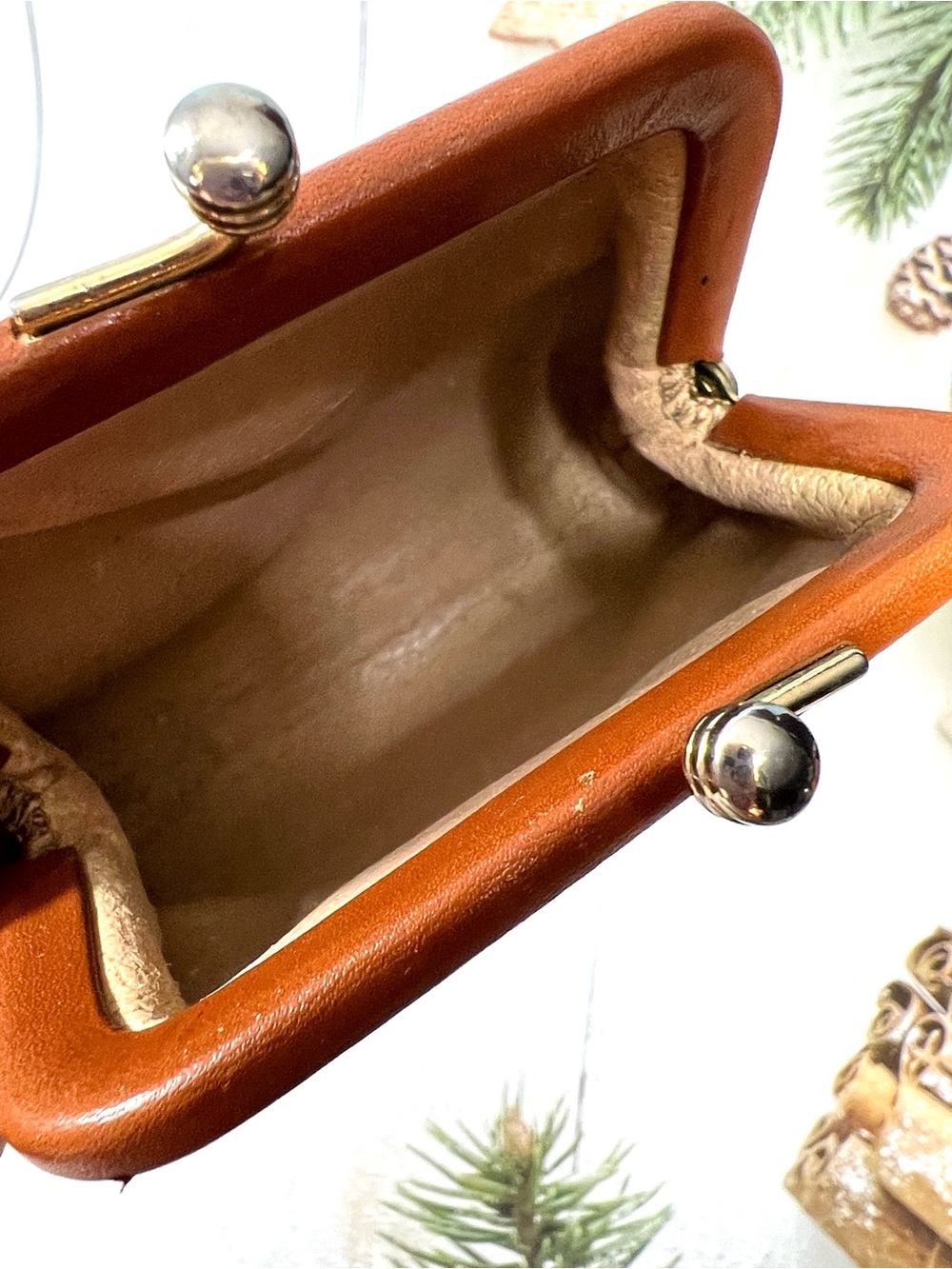 🦆 DOONEY & BOURKE AWL PEBBLED KISSLOCK COIN POUCH IN FOREST GREEN WITH TAN TRIM - Picture 9 of 9